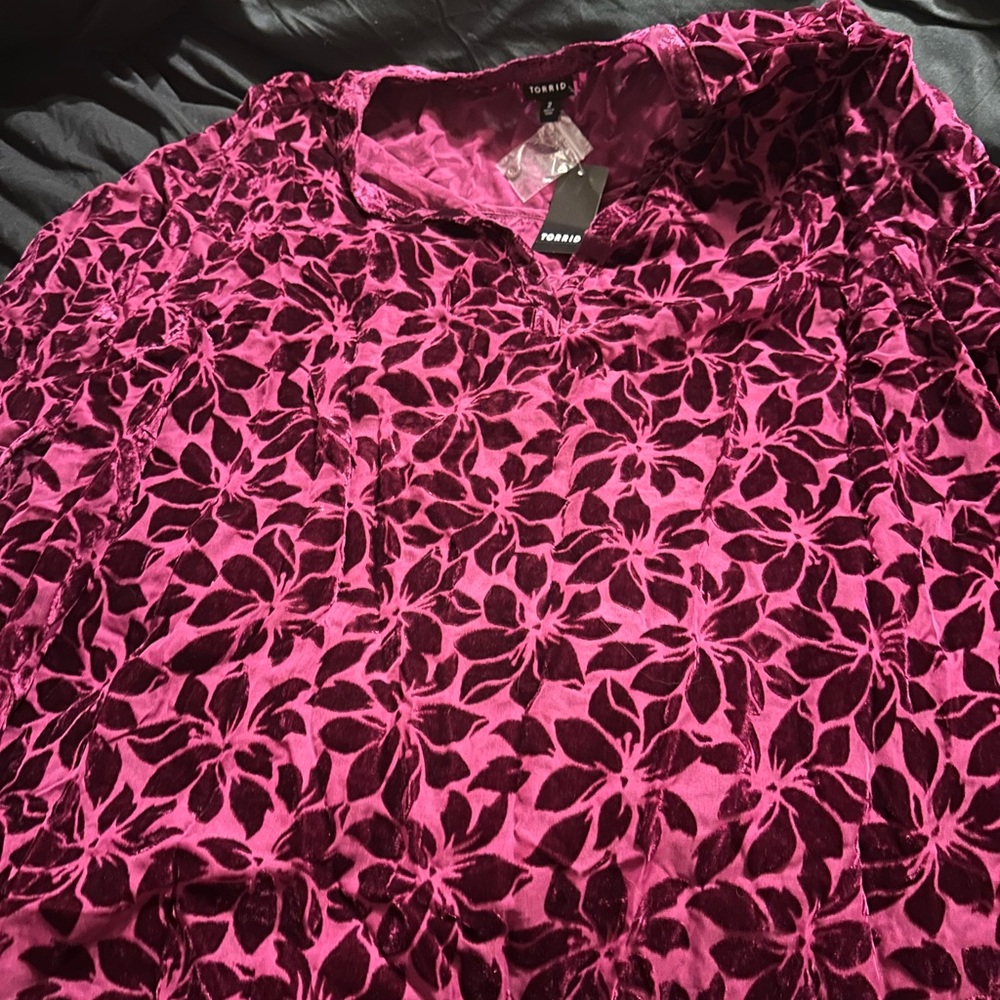 Pink/purple Torrid shirt